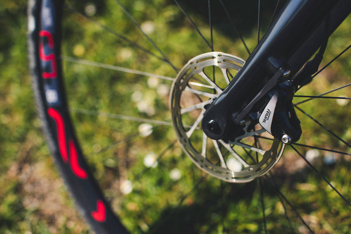 Mechanisch oder hydraulisch? E-Bike-Bremsen im Vergleich