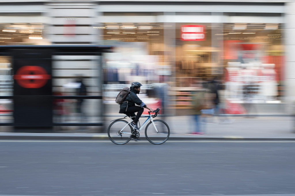 Von 0 auf E-Bike-Pendler: Wie ich das Auto stehen ließ (und 2.400 € im Jahr spare)