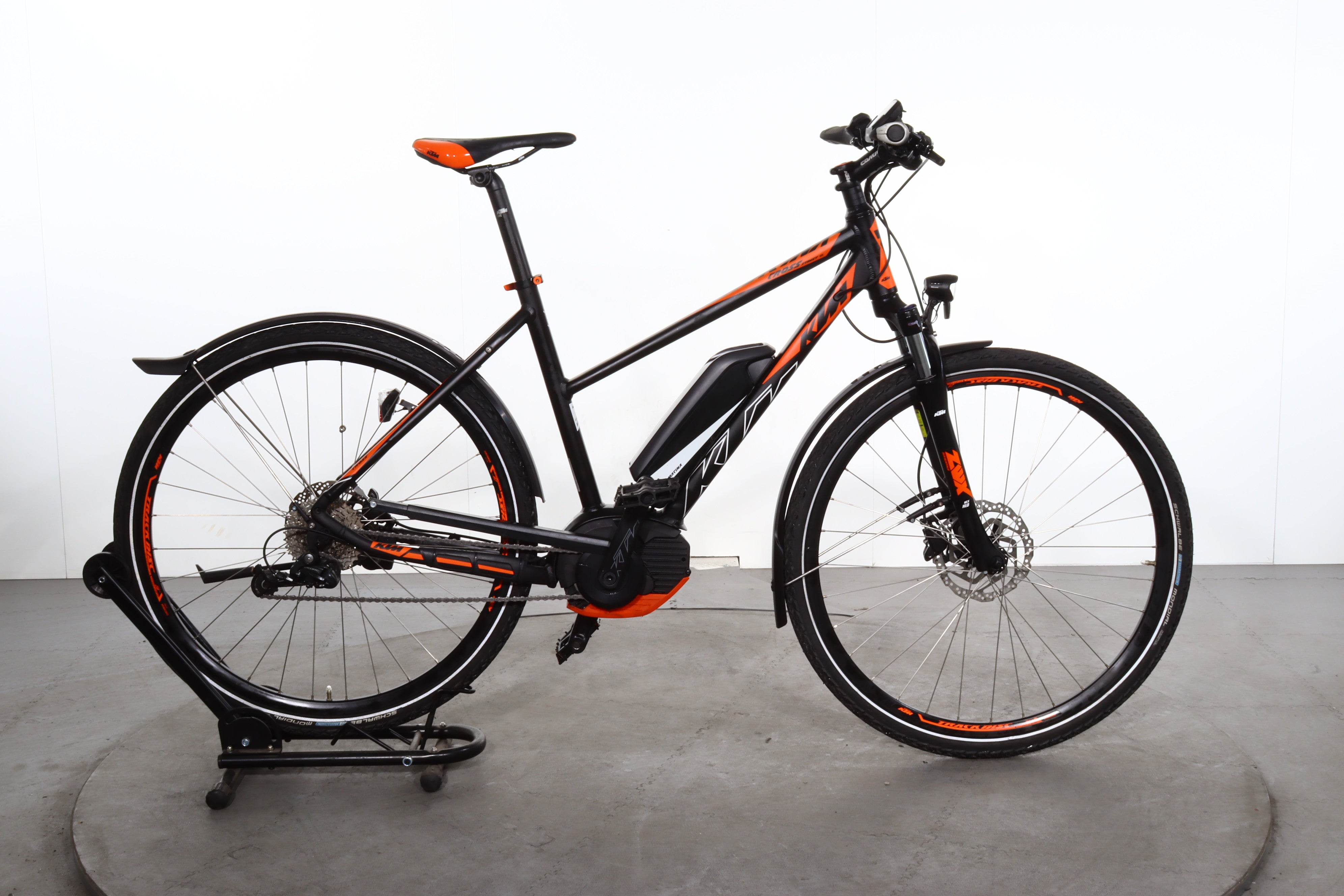 ktm macina cross street e-bike trekkingrad 28 herren KTM Macina Cross Street E-Bike gebraucht
