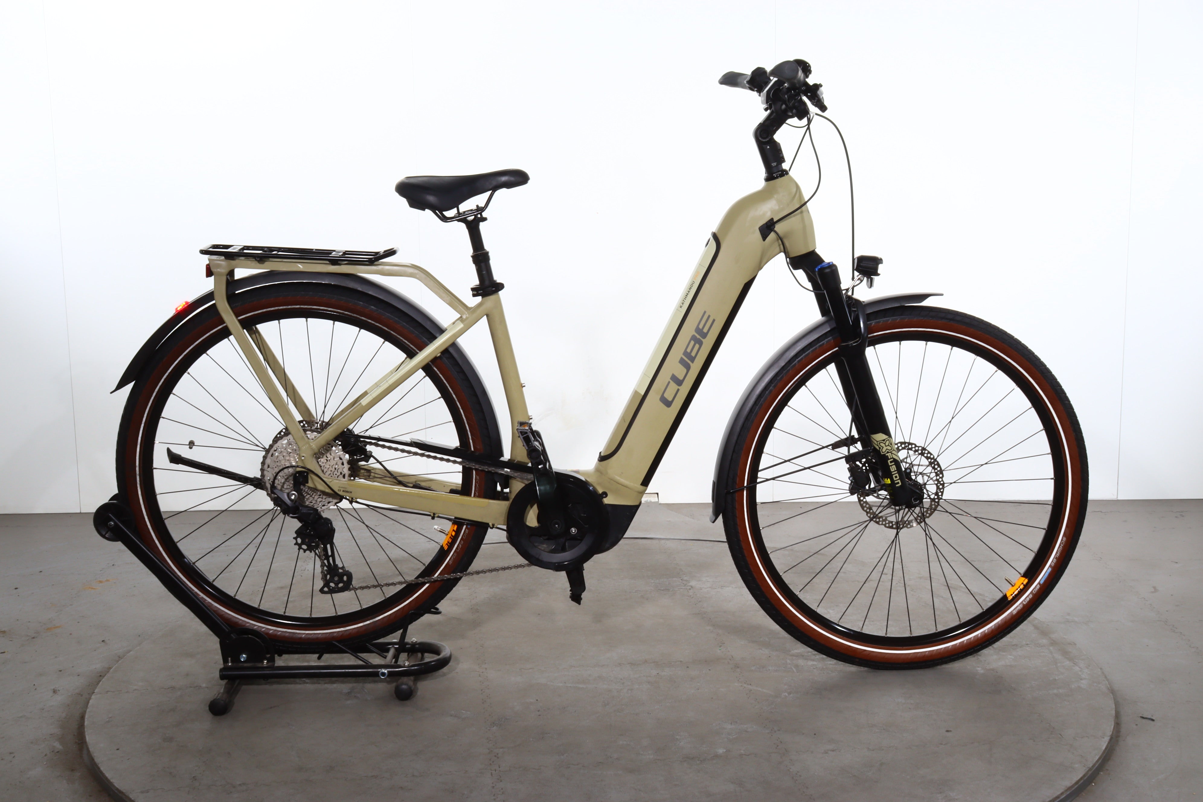 cube e bike damen kathmandu tiefeinsteiger Cube Kathmandu Hybrid Pro E-Bike gebraucht