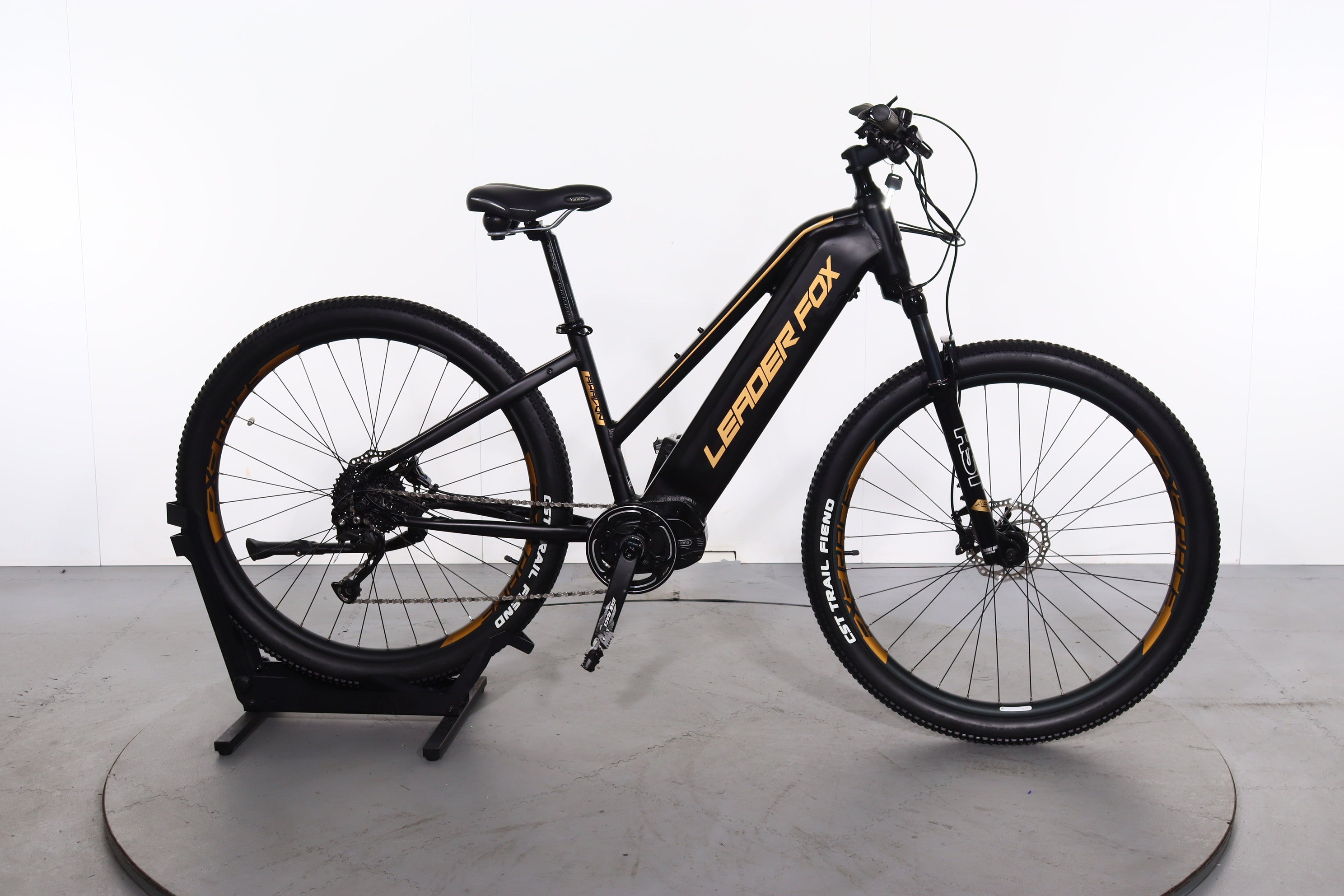 LeaderFox Awalon Refurbished E-Bike