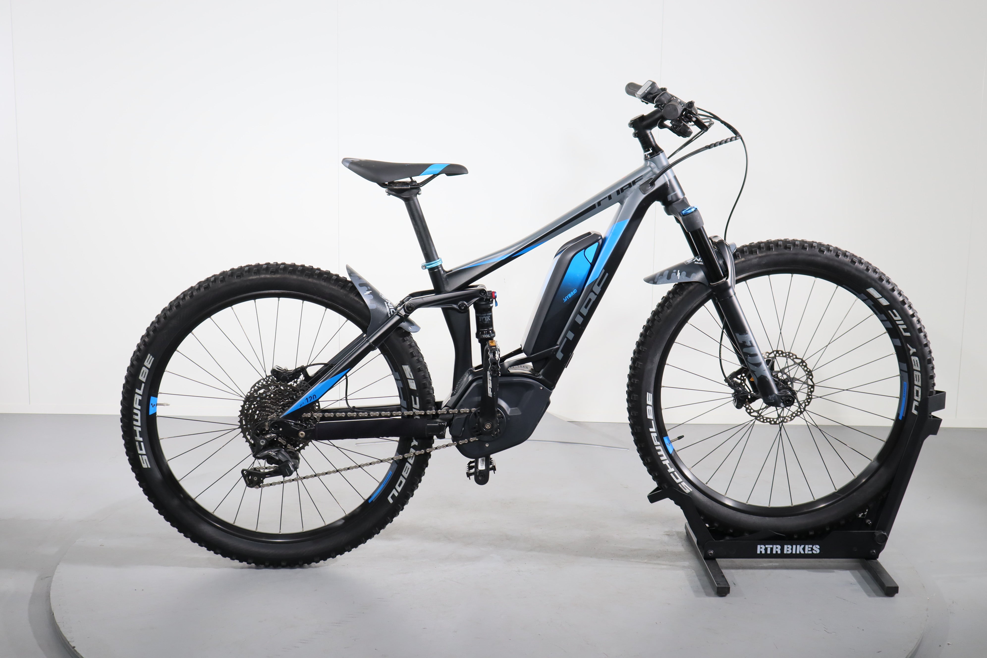 Cube Stereo Hybrid 120 EXC