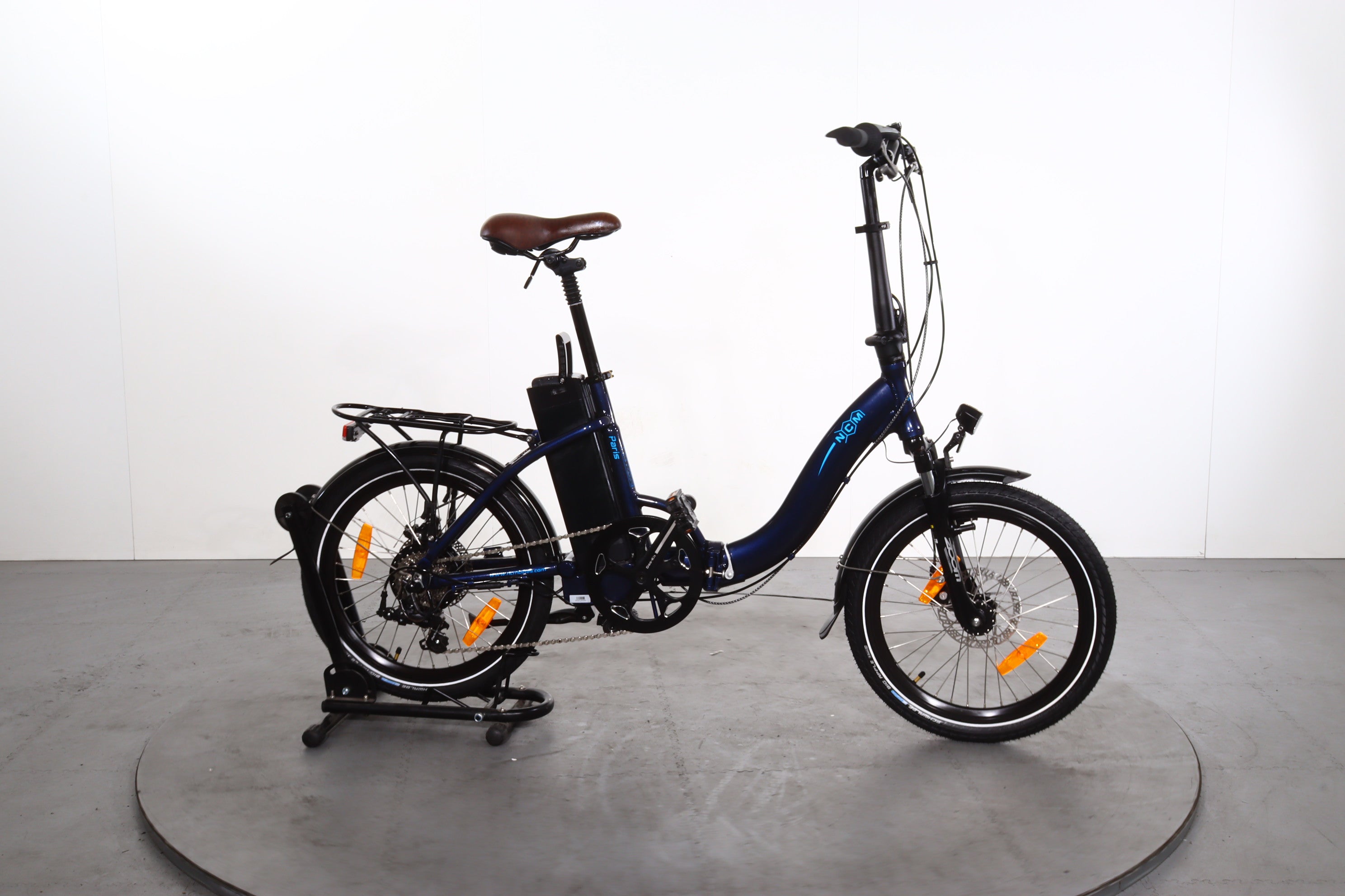e bike klapprad ncm paris NCM Paris Refurbished E-Bike