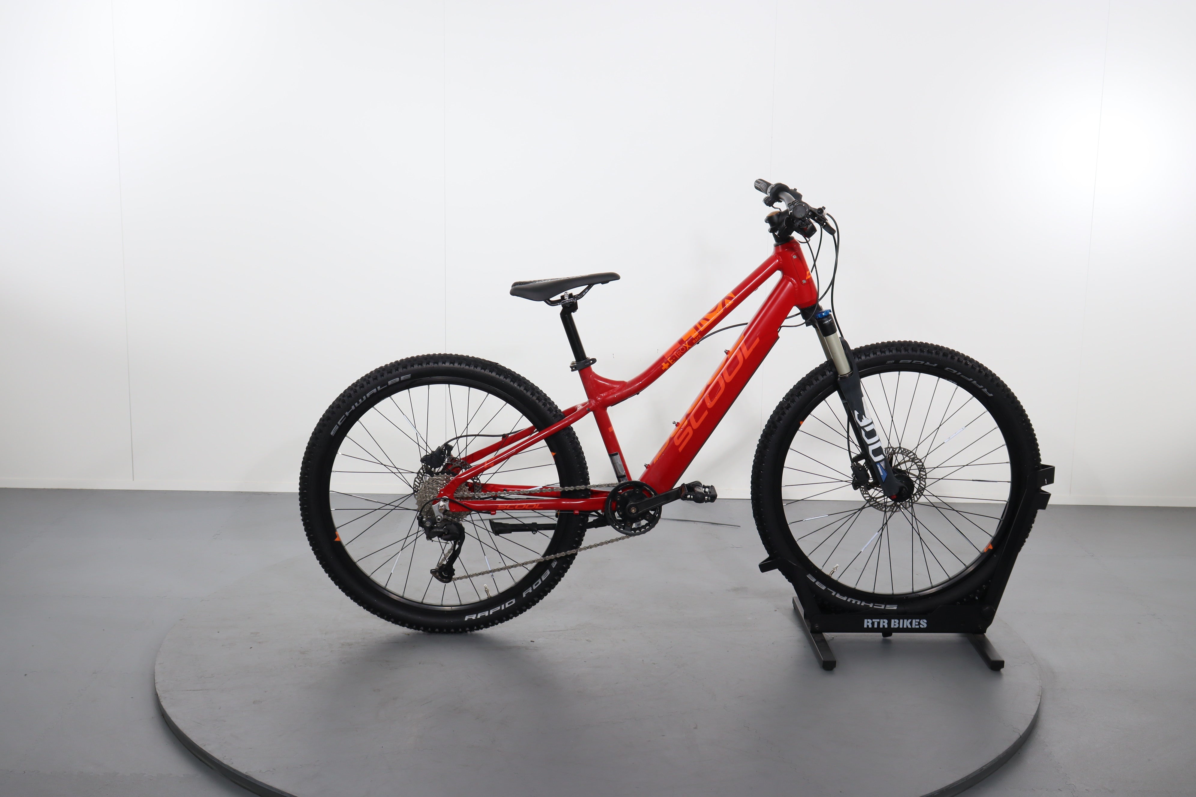 S'cool e-troX race 26 Zoll 9-Gang Alivio Red/Orange Refurbished E-Bike
