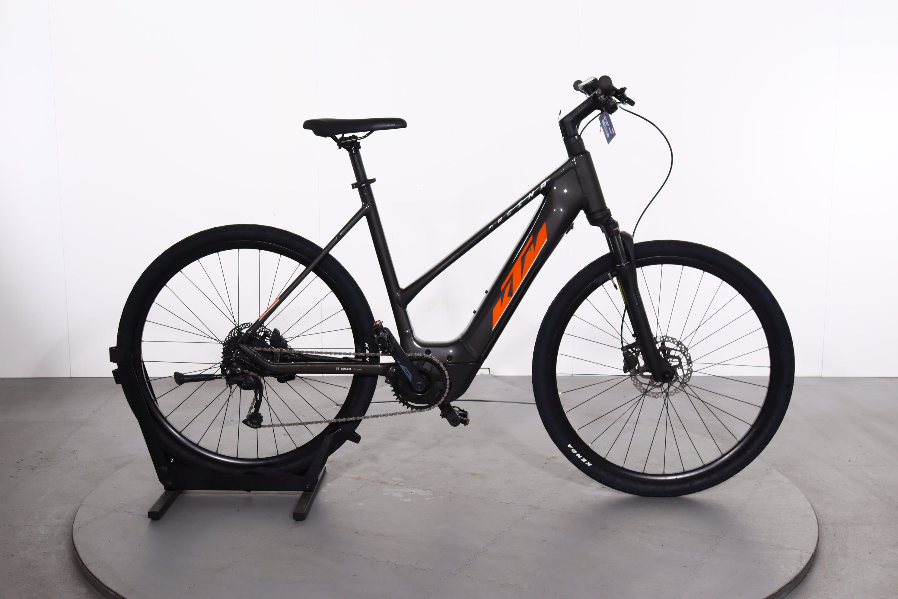 KTM MACINA CROSS P510 Refurbished E-Bike