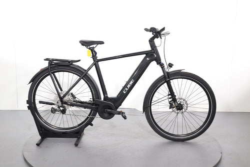 Cube Kathmandu Hybrid Exc 750 #1 global
