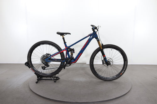 Pivot Shuttle SL