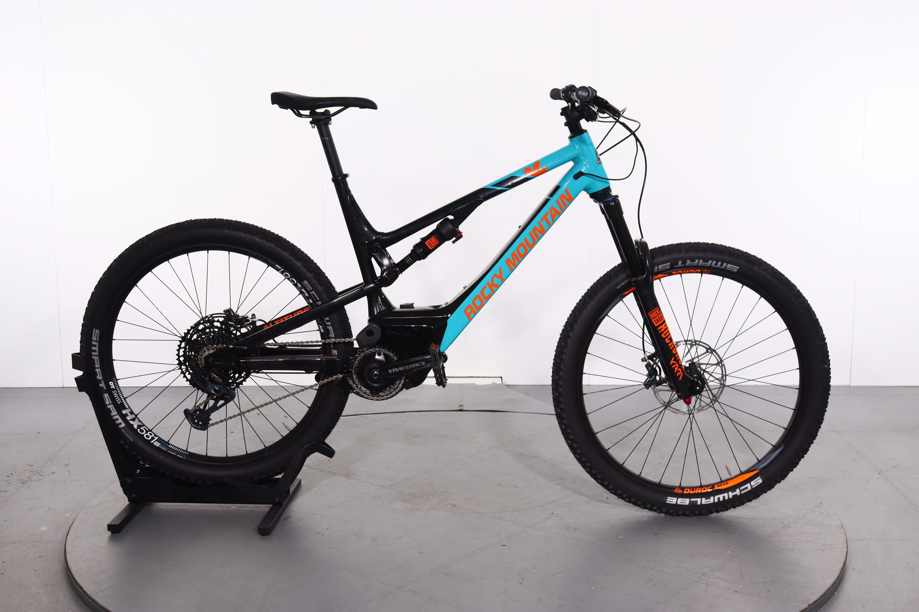 Rocky Mountain Altitude Powerplay Alloy Refurbished E-Bike