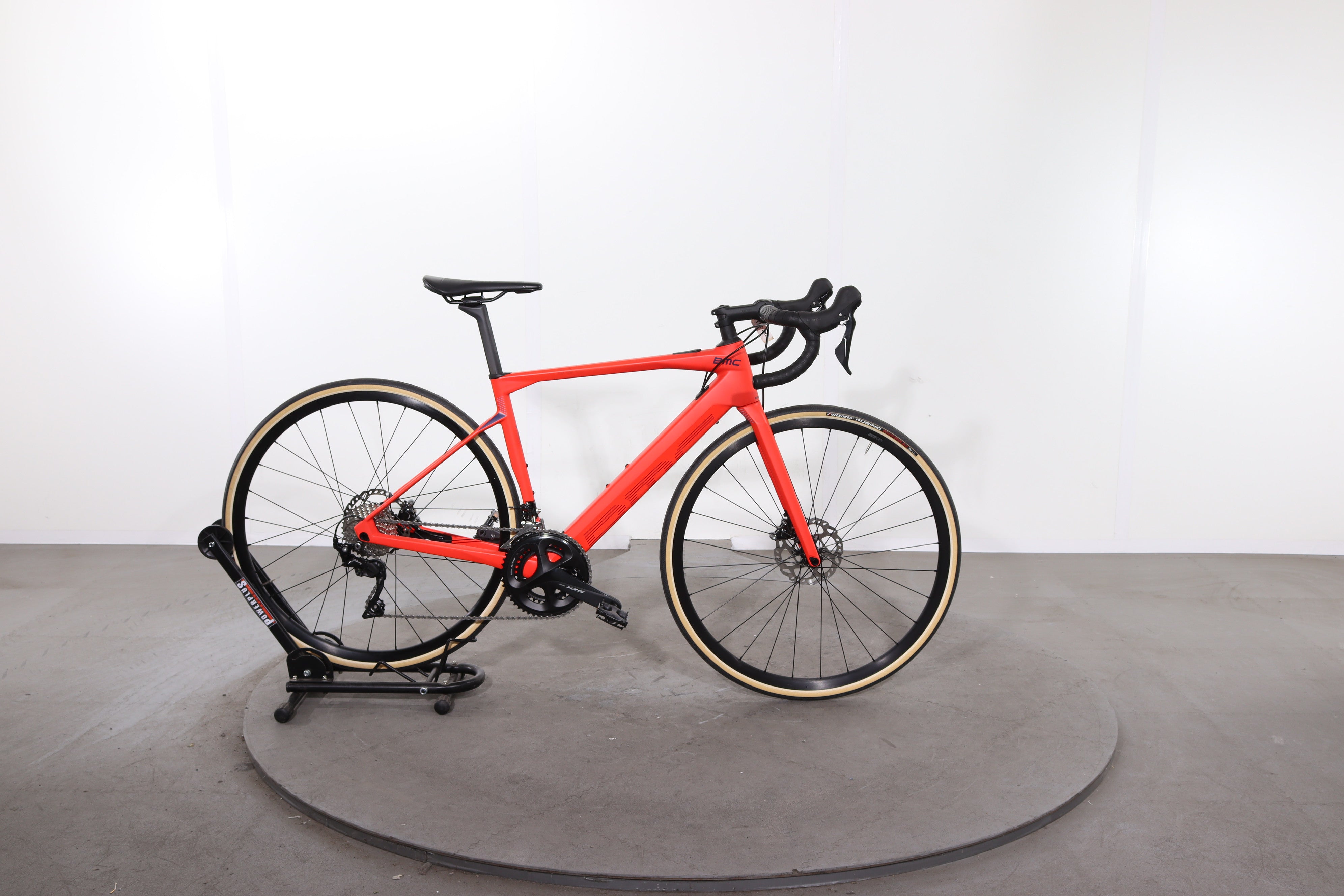 BMC Roadmachine AMP Three