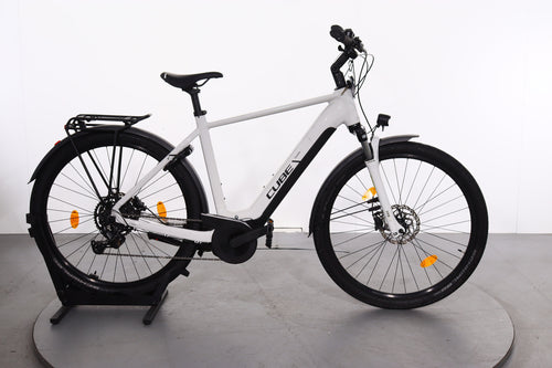 Cube Touring Hybrid ONE