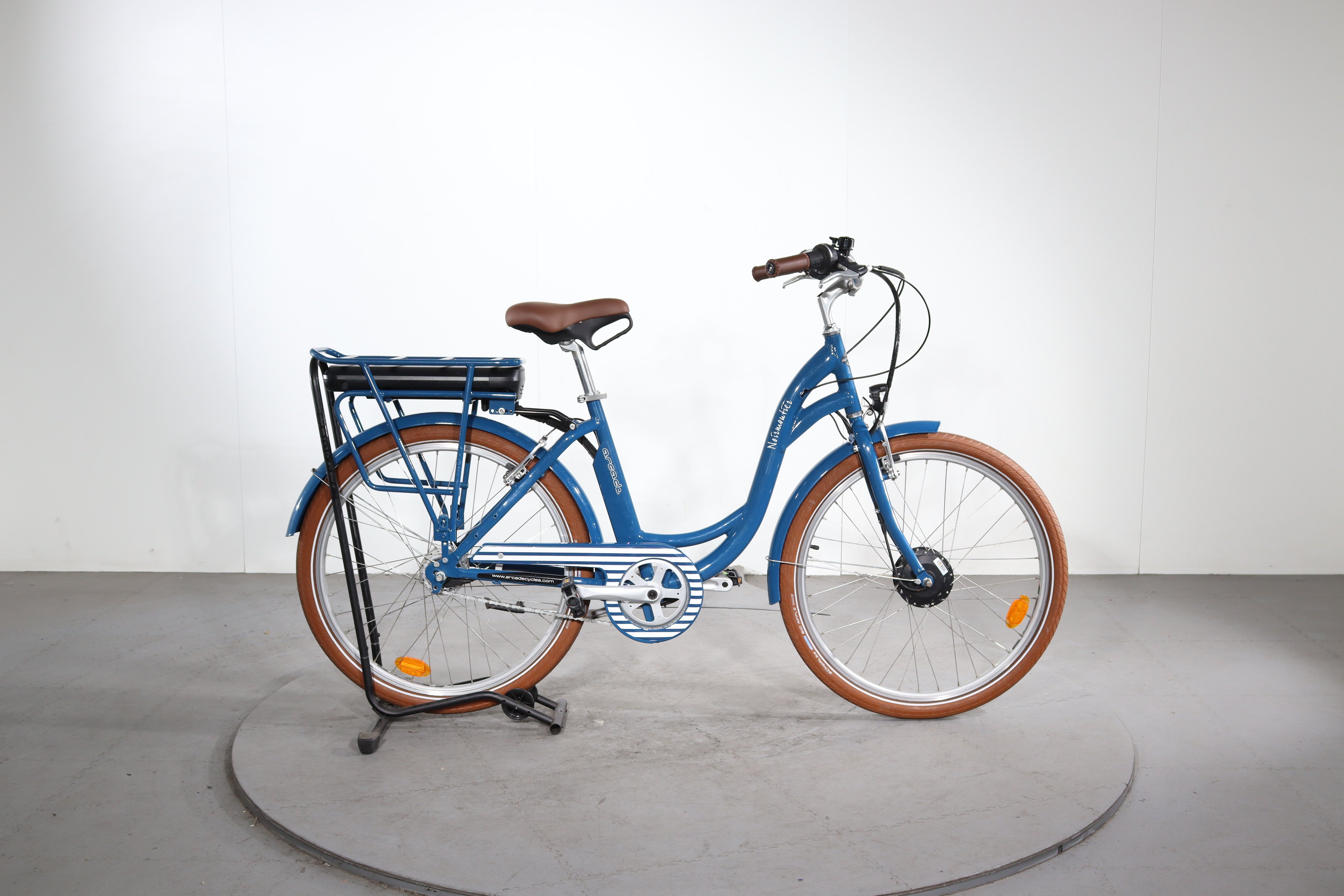 city blitz cb 024 e damenrad Arcade E-Colors Refurbished E-Bike