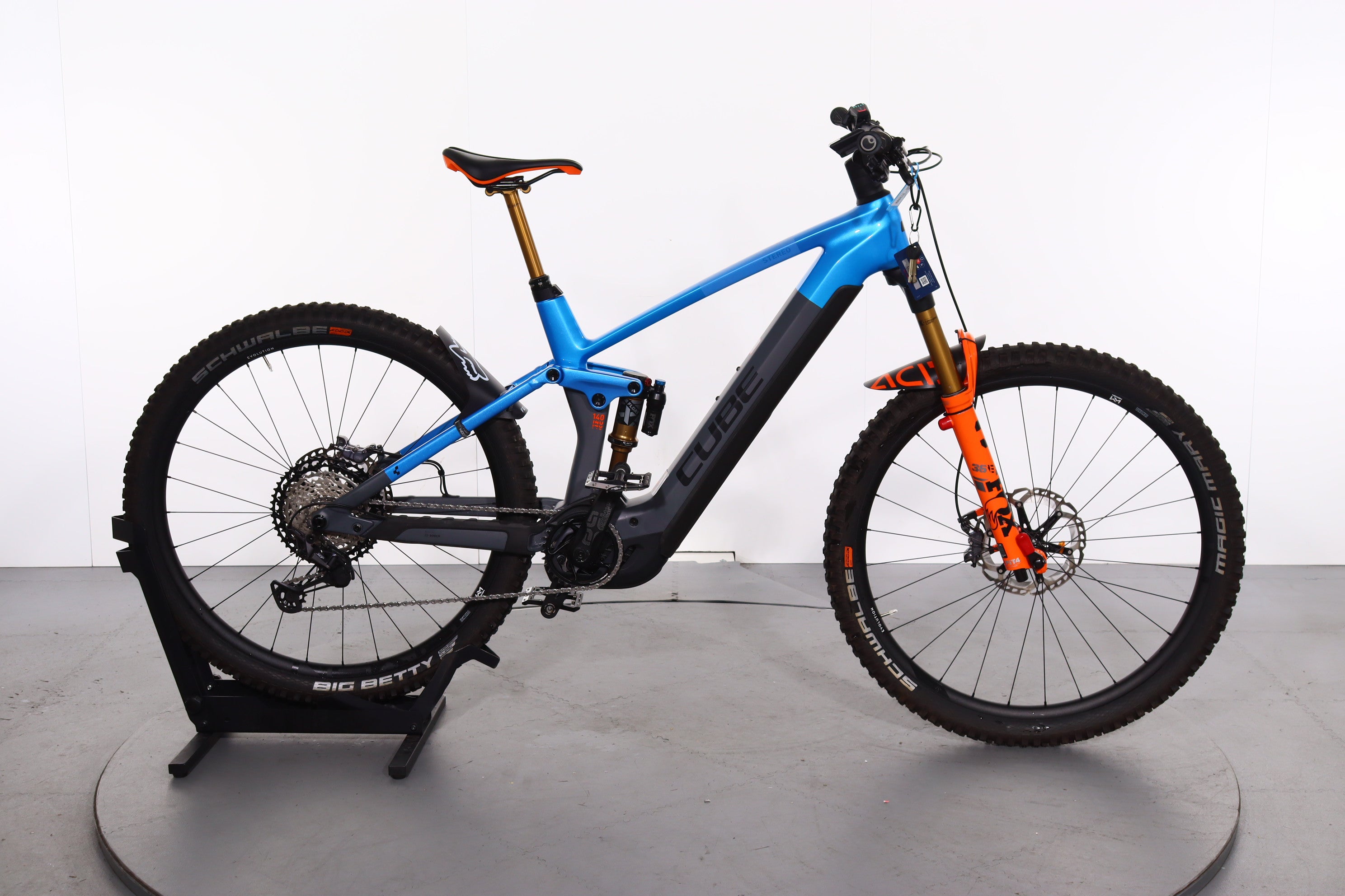 Cube Stereo Hybrid 140 HPC Actionteam #1 global
