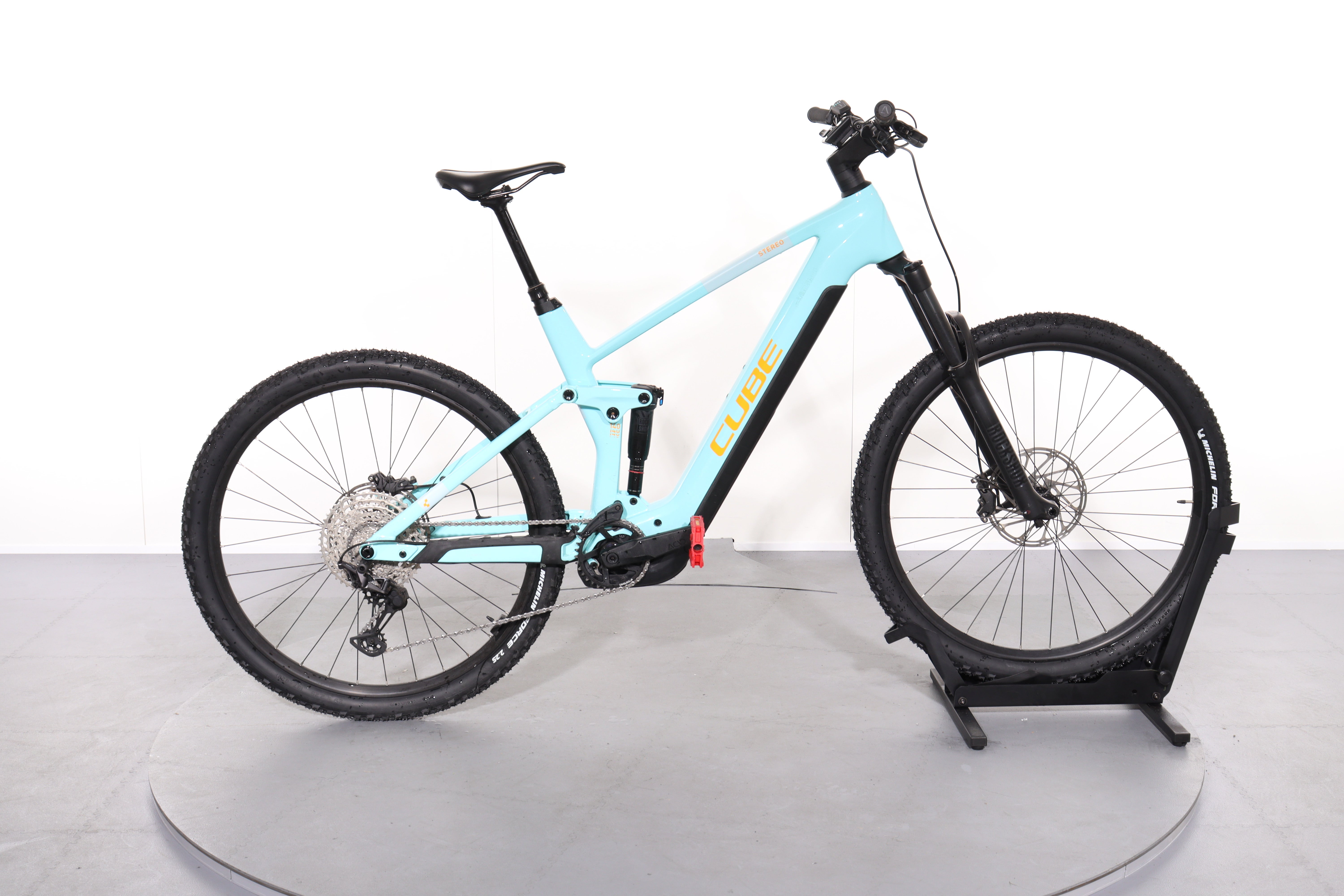 Cube Stereo Hybrid 140 Hpc Race 750 #1 global