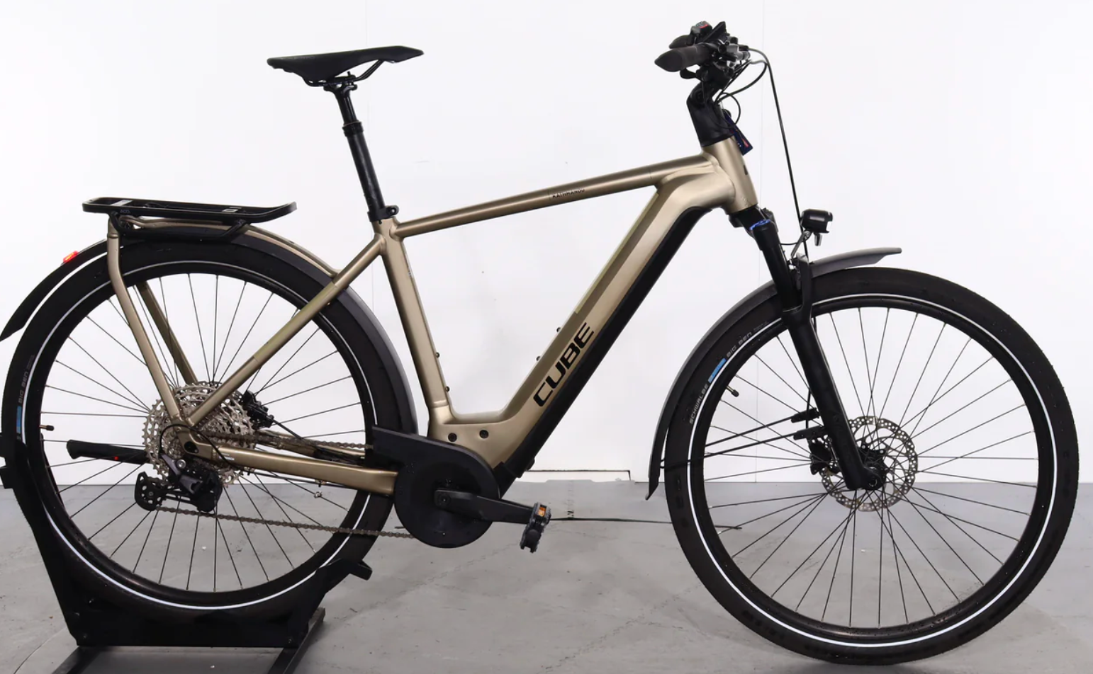 Cube Kathmandu Hybrid Pro 800