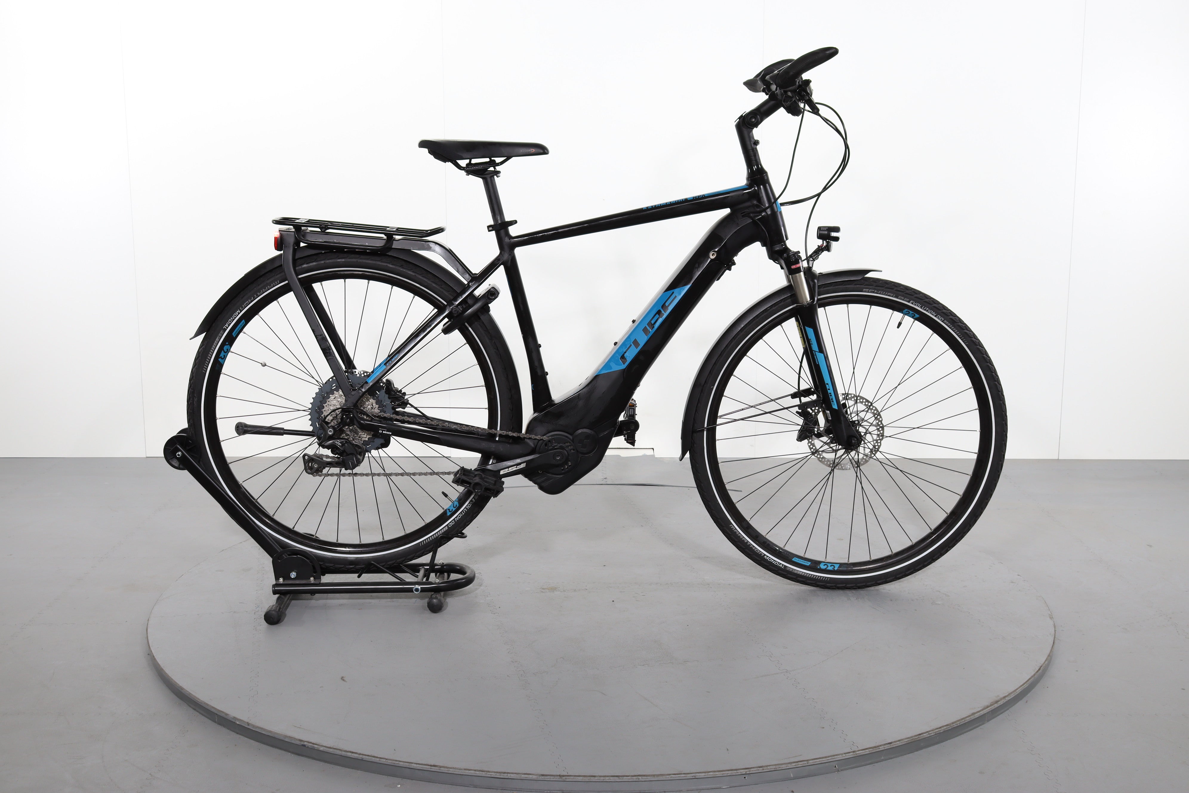 Cube Kathmandu Hybrid EXC