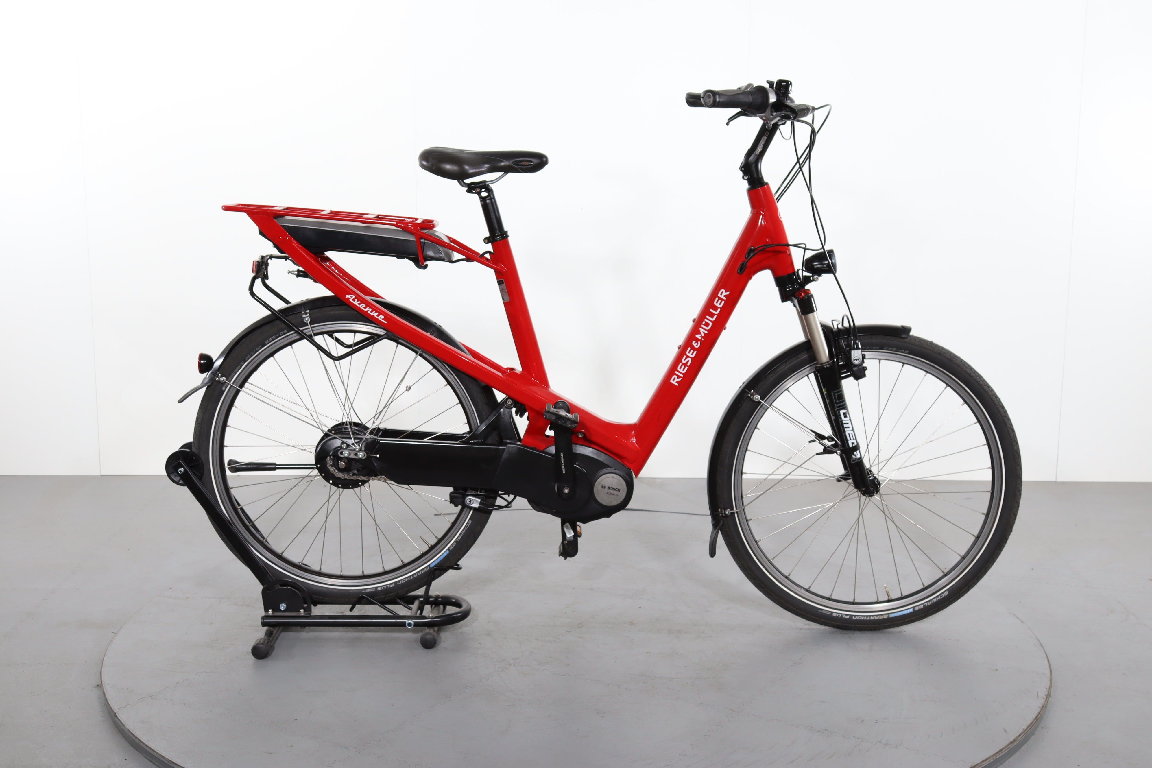 riese und müller e bike damen rot Riese & Müller Avenue NuVinci E-Bike gebraucht